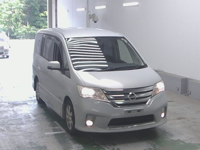 NISSAN SERENA 2012