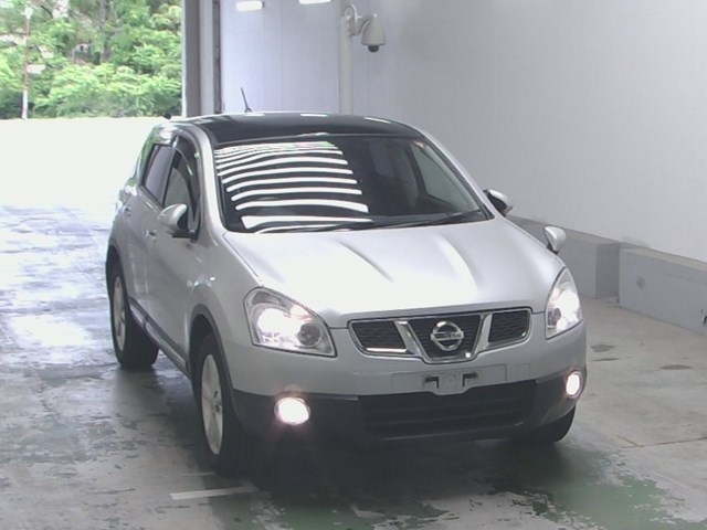 NISSAN DUALIS 2012
