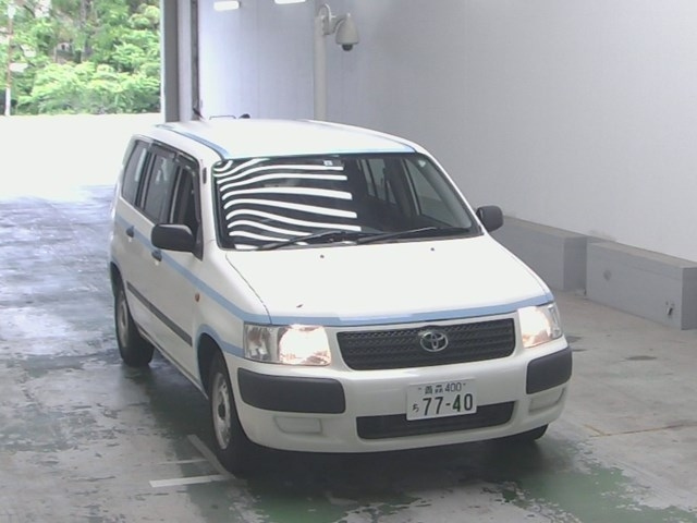 TOYOTA SUCCEED 2014