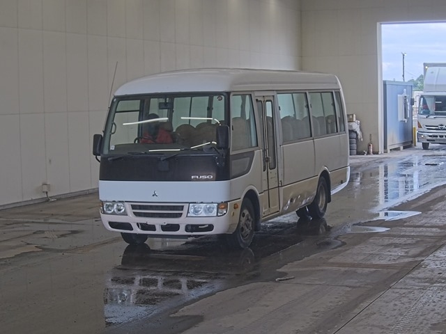 MITSUBISHI ROSA 2008