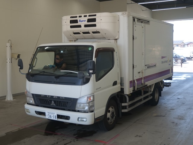 MITSUBISHI CANTER 2010