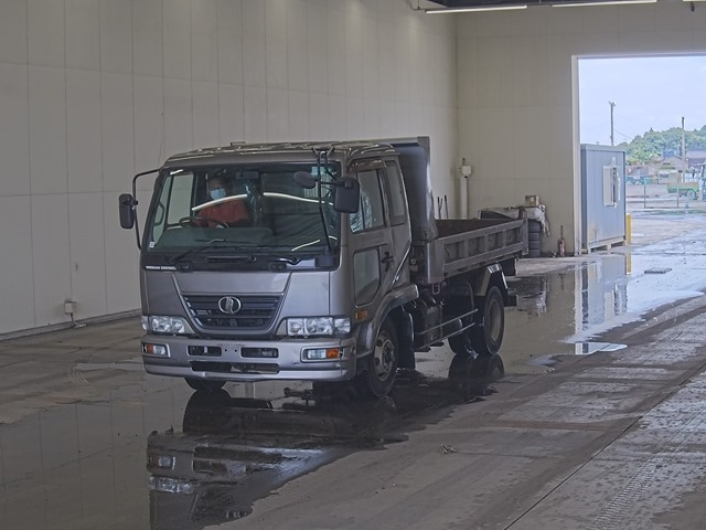 NISSAN TRUCK