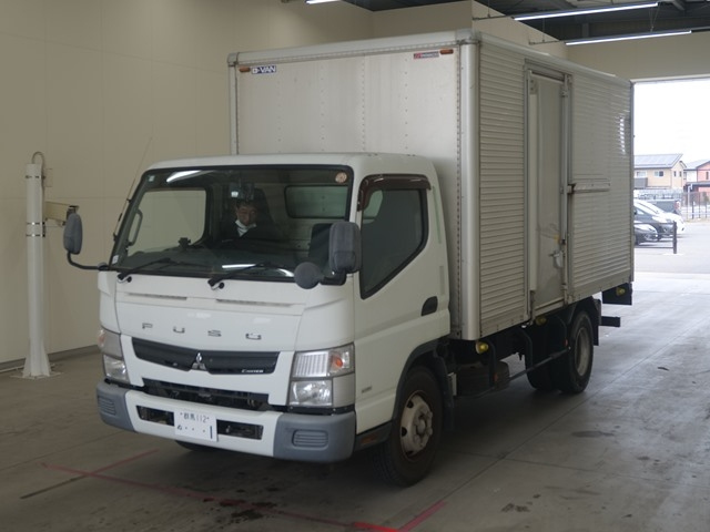 MITSUBISHI CANTER 2013