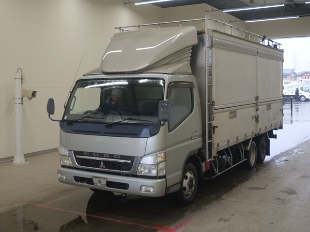 MITSUBISHI CANTER 2005