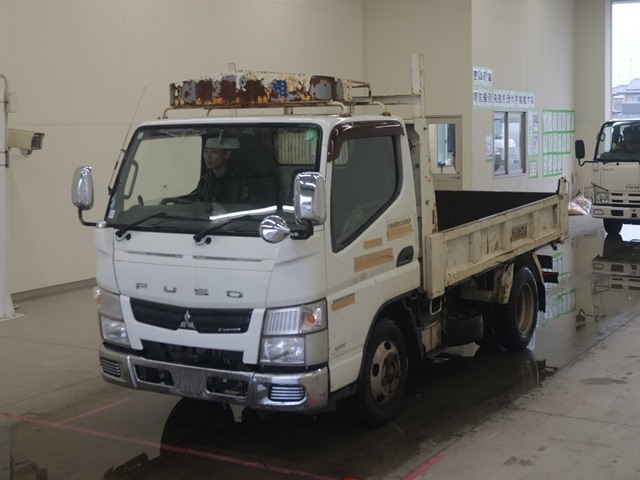 MITSUBISHI CANTER 2013