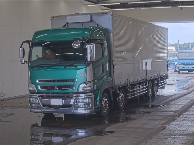 MITSUBISHI SUPER GREAT 2014