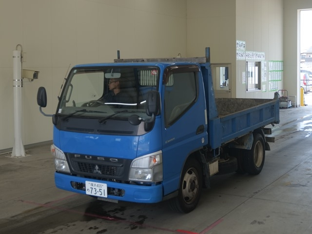 MITSUBISHI CANTER 2010