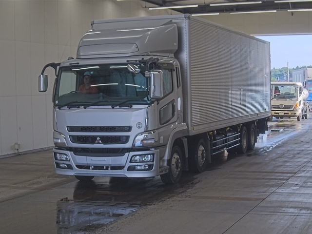 MITSUBISHI SUPER GREAT 2009