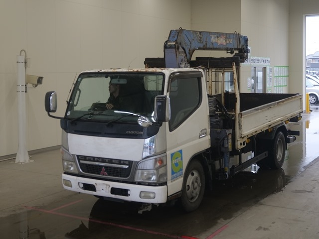 MITSUBISHI CANTER 2006