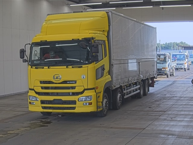 NISSAN QUON 2016