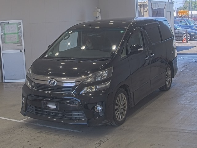 TOYOTA VELLFIRE 2013
