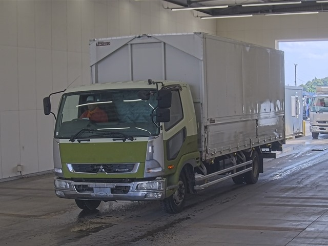 MITSUBISHI FUSO FIGHTER 2014