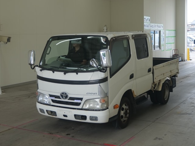 TOYOTA DYNA 2009