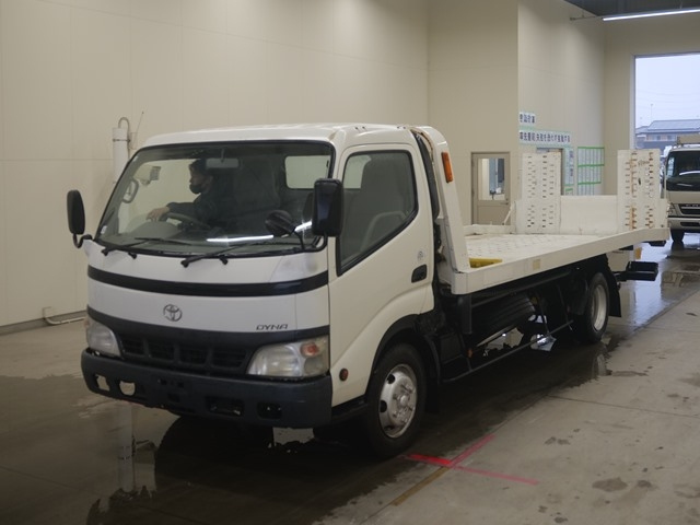TOYOTA DYNA