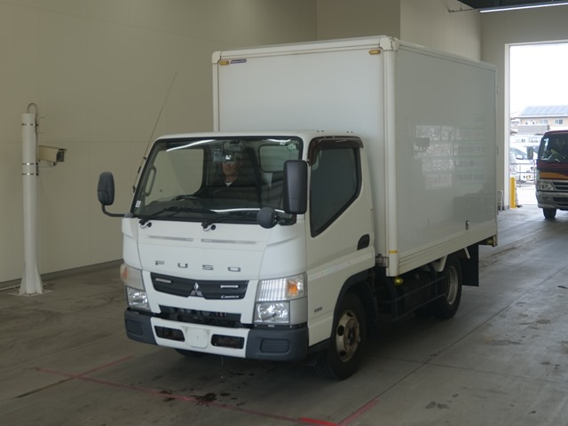 MITSUBISHI CANTER 2016