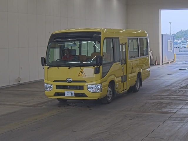TOYOTA COASTER 2020