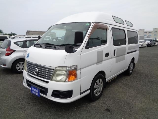 NISSAN CARAVAN BUS 2011