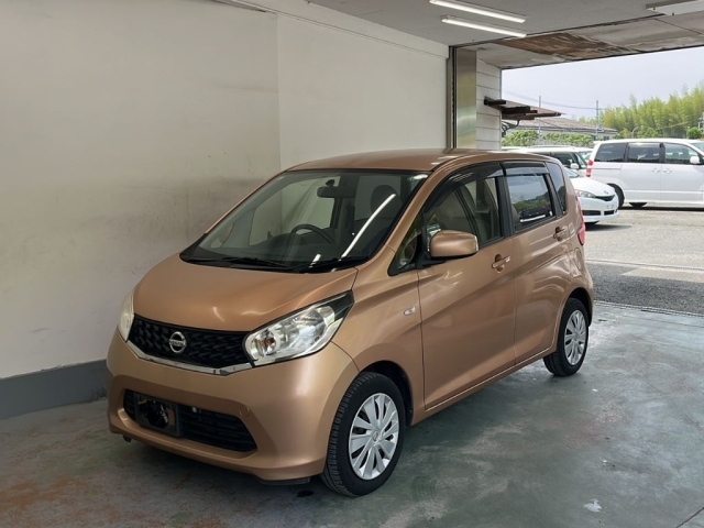 NISSAN DAYZ 2015