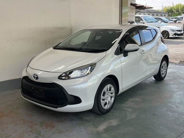 TOYOTA AQUA 2022