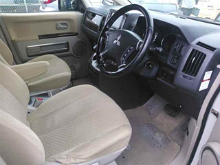 MITSUBISHI DELICA D5 2009