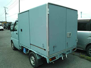 NISSAN CLIPPER TRUCK 2009