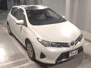 TOYOTA AURIS 2013