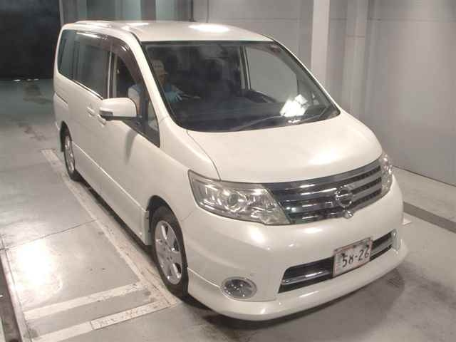NISSAN SERENA 2010