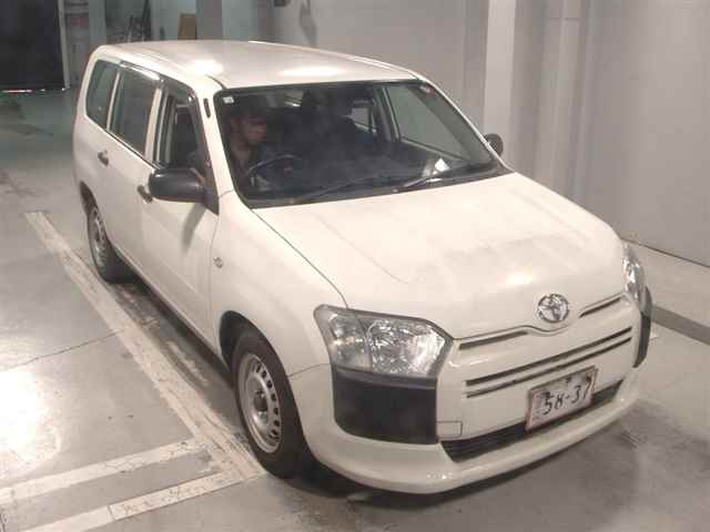 TOYOTA PROBOX 2018