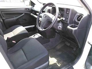 TOYOTA PROBOX 2018
