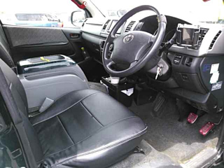 TOYOTA HIACE VAN 2009