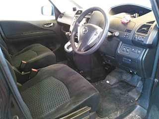 NISSAN SERENA 2015