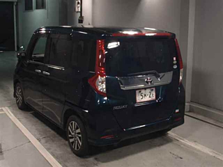 TOYOTA ROOMY 2016