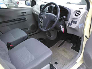 DAIHATSU MIRA E S 2013