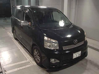 TOYOTA VOXY 2012