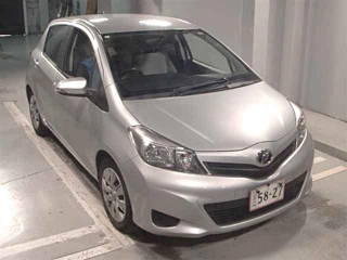 TOYOTA VITZ 2012