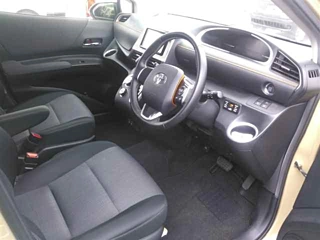 TOYOTA SIENTA 2019
