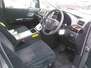 TOYOTA ALPHARD 2013