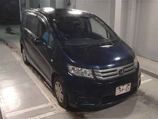 HONDA FREED 2010