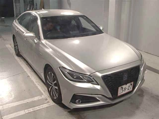 TOYOTA CROWN 2019