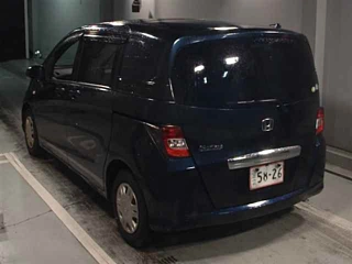 HONDA FREED 2010