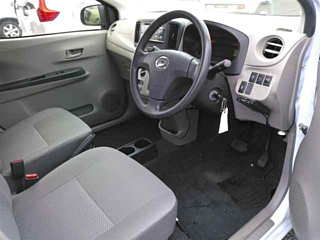 DAIHATSU MIRA E S 2014