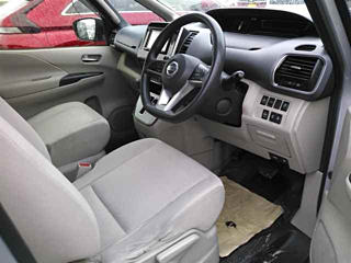 NISSAN SERENA 2019