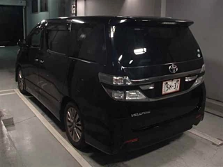 TOYOTA VELLFIRE 2014