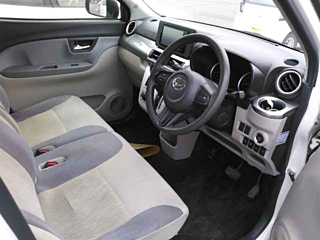 DAIHATSU CAST 2016