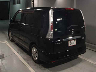 NISSAN SERENA 2010