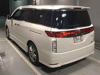 NISSAN ELGRAND 2011