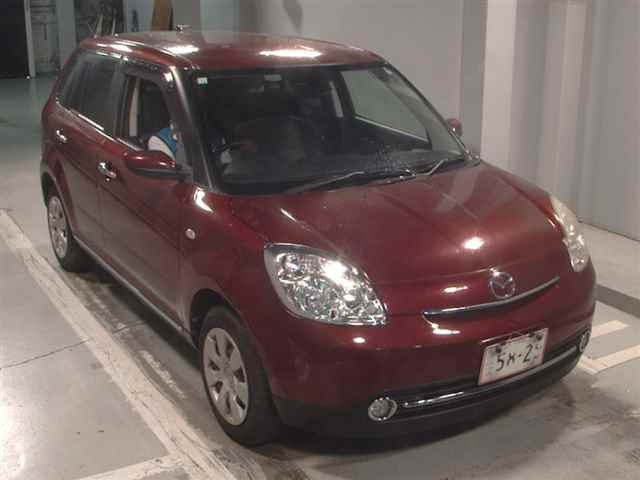MAZDA VERISA 2010