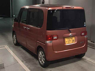 DAIHATSU TANTO 2010