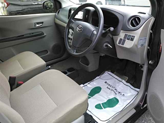 DAIHATSU MIRA E S 2012