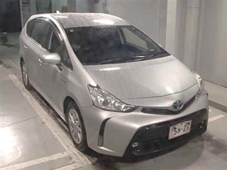 TOYOTA PRIUS ALPHA 2015